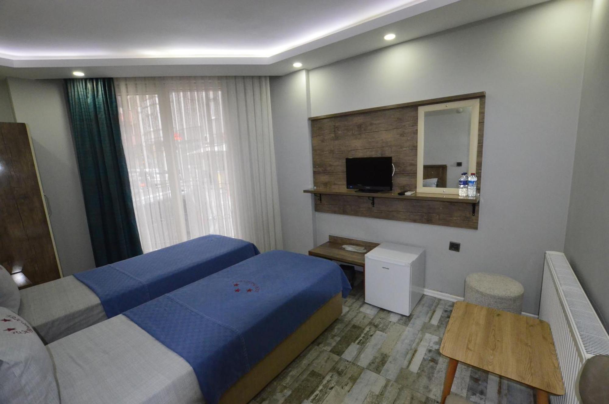 Tuem Palace Otel Bandirma Bagian luar foto